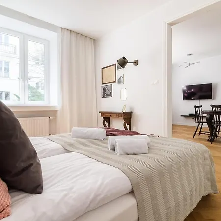 Rent Like - Dobra 8/10 Apartament Warszawa