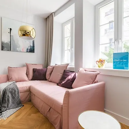 Rent Like - Dobra 8/10 Warsaw