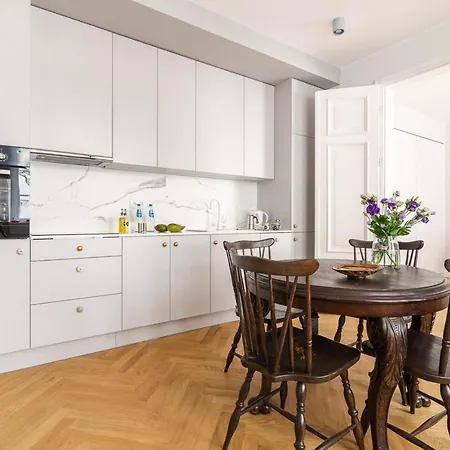 Rent Like - Dobra 8/10 * Warsaw